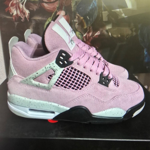 Jordan Air Jordan 4 “Orchid” - Picture 3 of 5